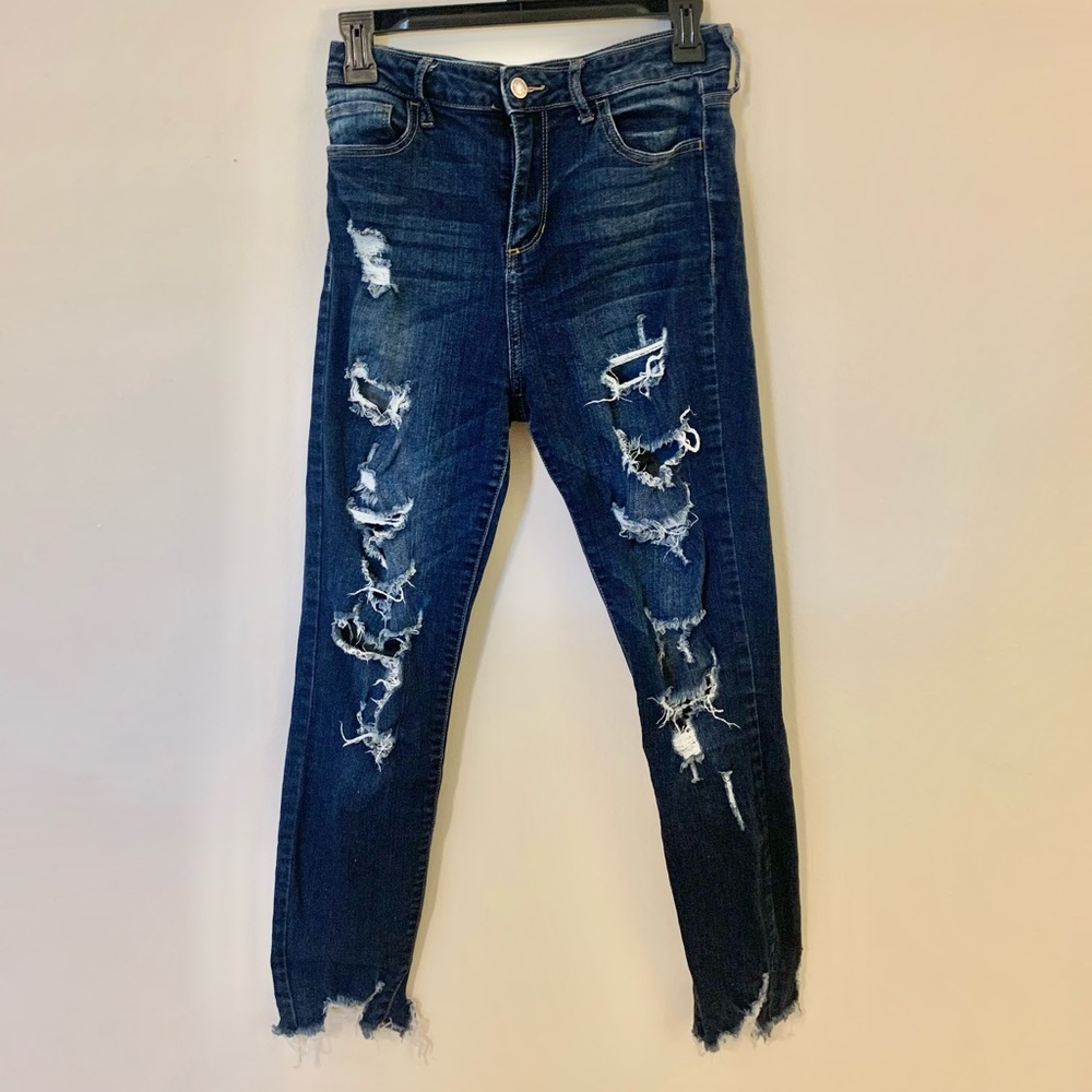 Mid-Rise/Distressed Dark wash Jeans/Cello/Sz 5